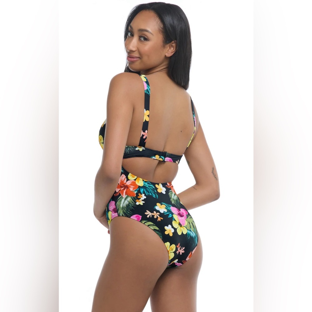NWT Body Glove Eli One piece Swimsuit